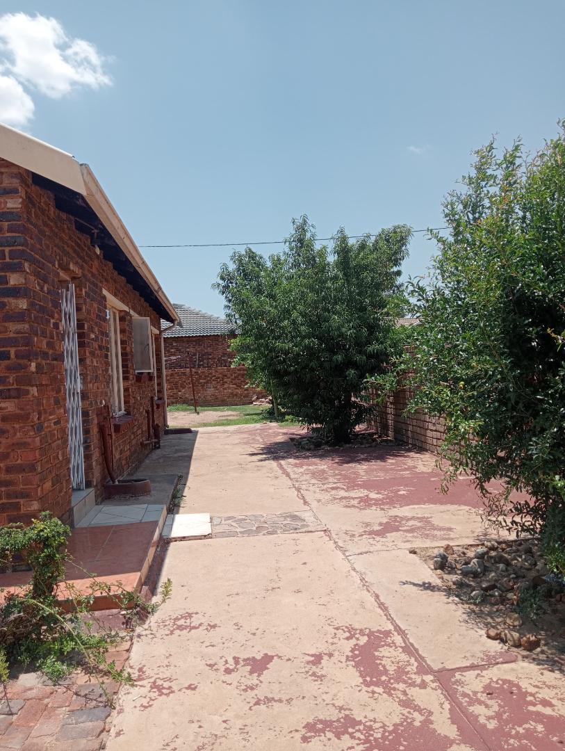 3 Bedroom Property for Sale in Mmabatho North West